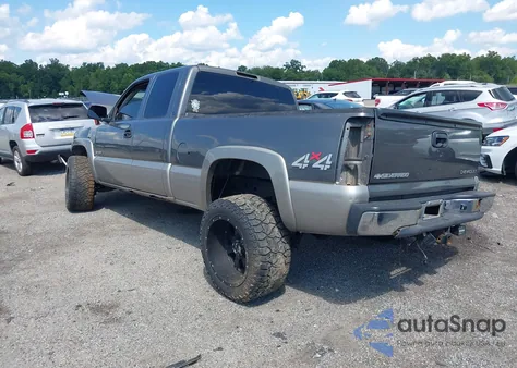 2000 Chevrolet Silverado 1500 Ls from USA, damaged, VIN 1GCEK19T1YE331042